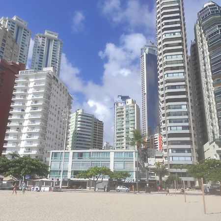 Balneario Camboriu 4 Quartos Avenida Atlantica Luaran gambar