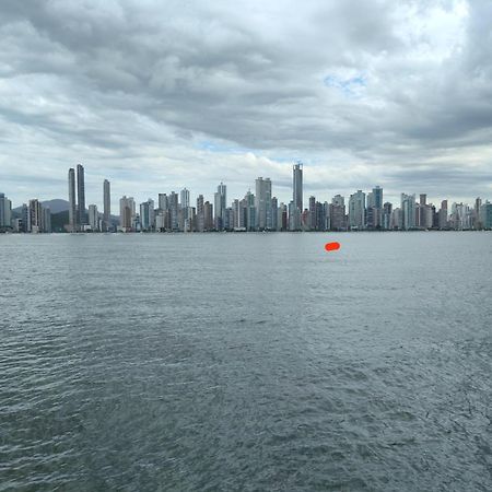 Balneario Camboriu 4 Quartos Avenida Atlantica Luaran gambar
